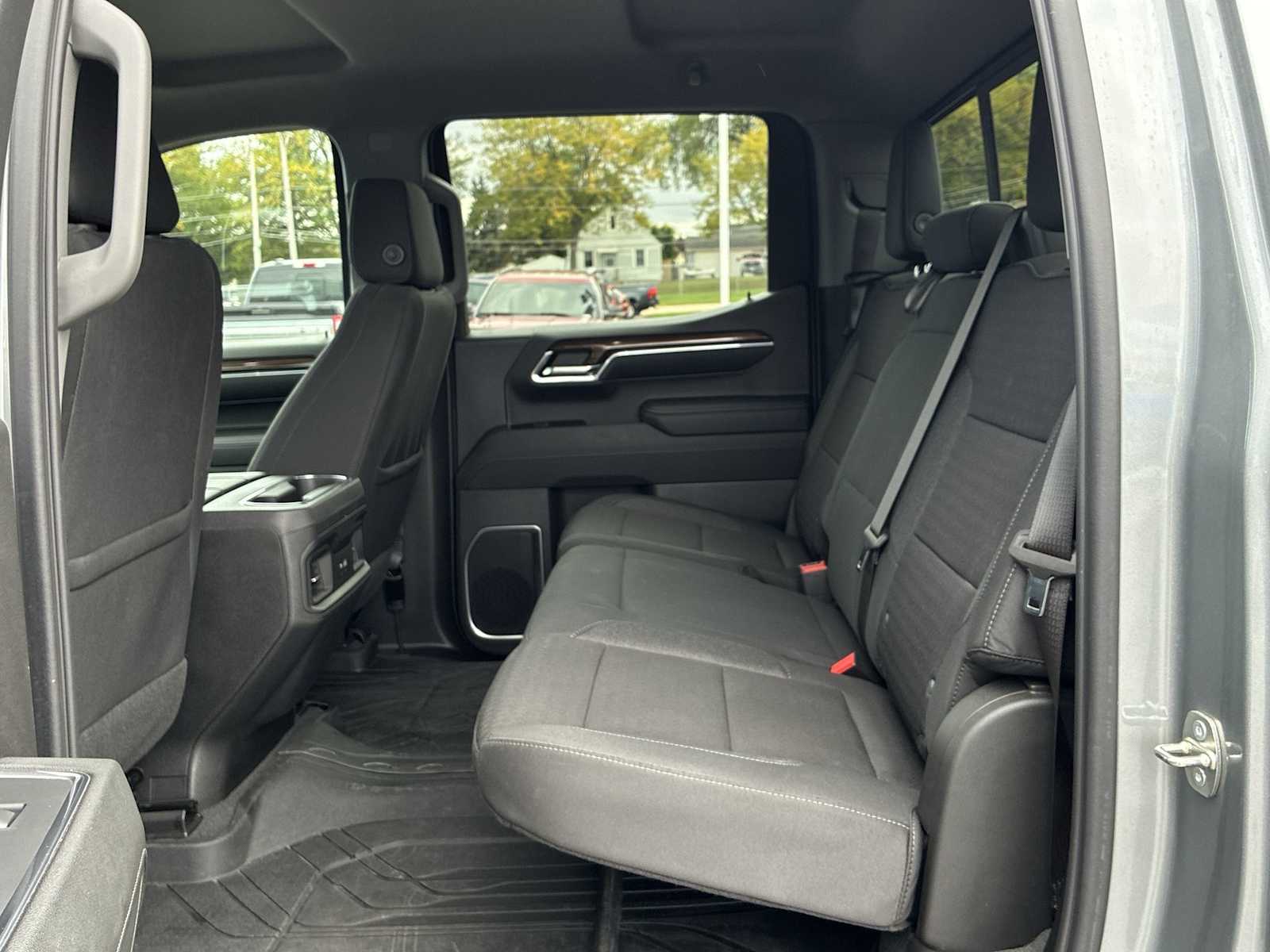 2023 Chevrolet Silverado 1500 RST photo 24