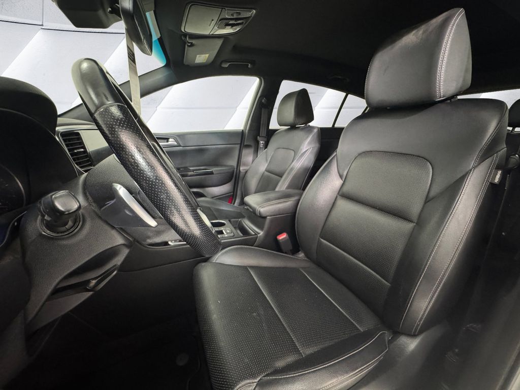 2022 Kia Sportage Nightfall Edition photo 8