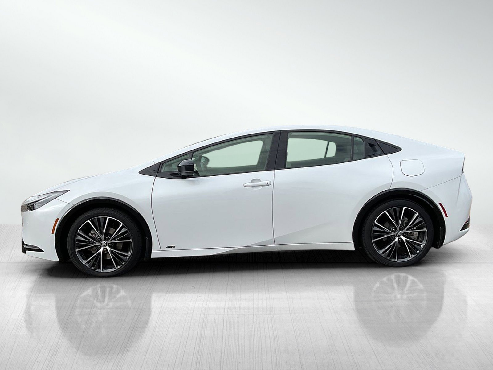 Used 2024 Toyota Prius XLE with VIN JTDADABU6R3010218 for sale in Brainerd, Minnesota