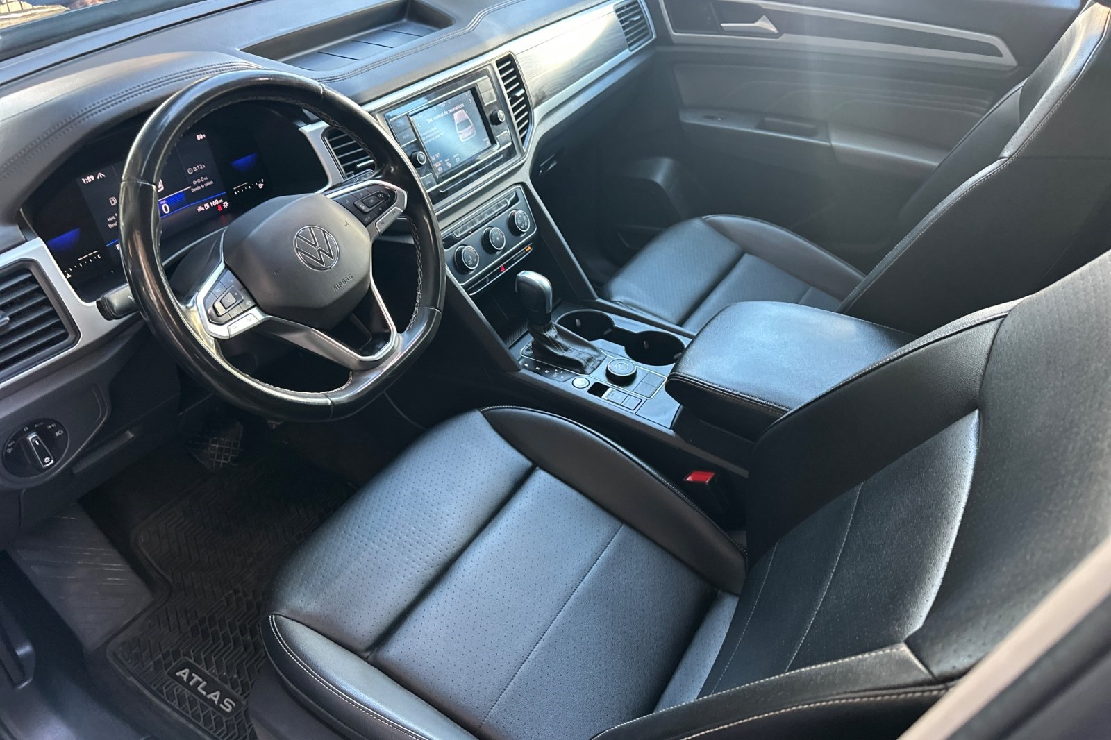 2022 Volkswagen Atlas SE photo 10