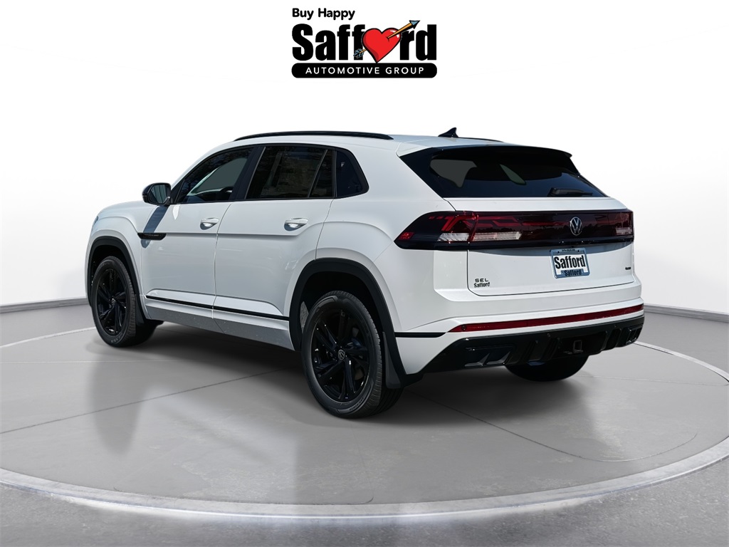 2026 Volkswagen Atlas Cross Sport SEL R-Line photo 5