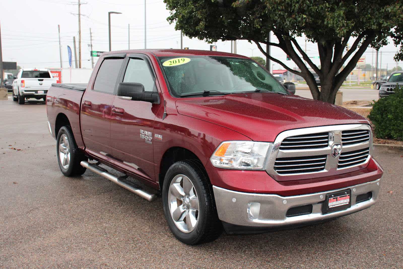 2019 Ram 1500 Classic Big Horn photo 2