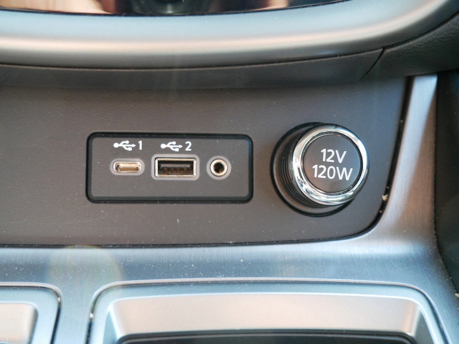 2024 Nissan Murano SV photo 18