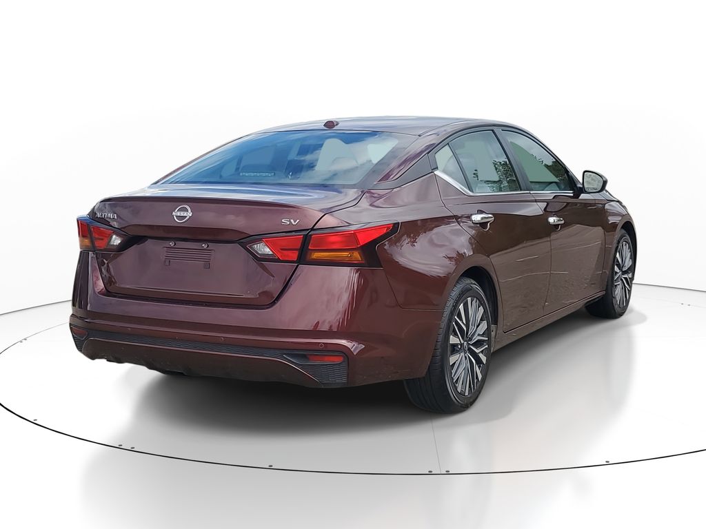 2024 Nissan Altima 2.5 SV photo 4
