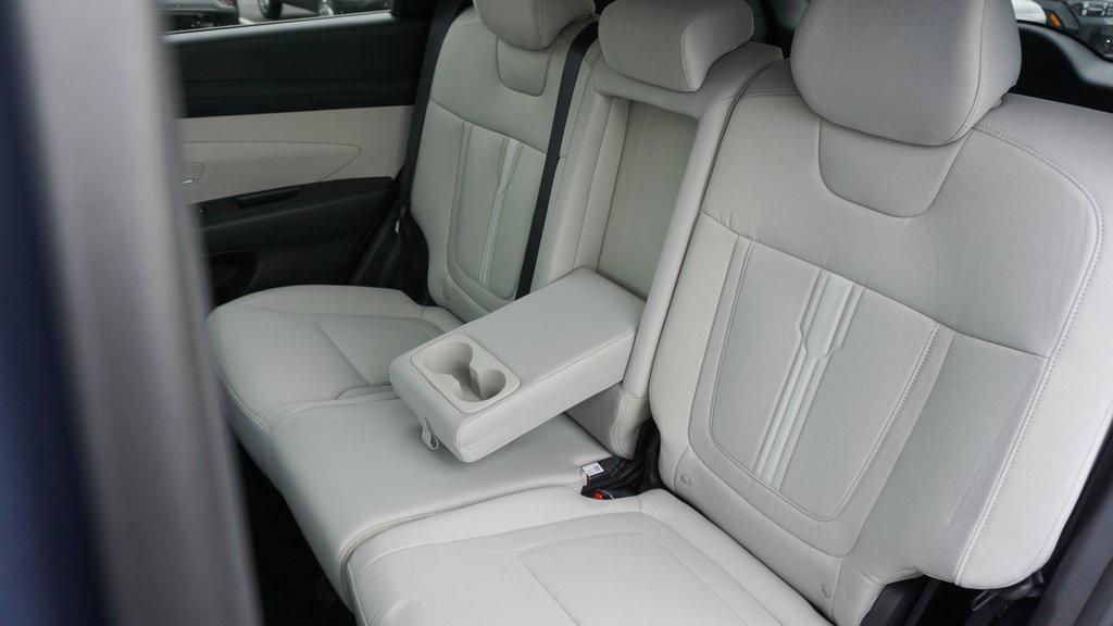 2025 Hyundai Tucson SEL photo 9