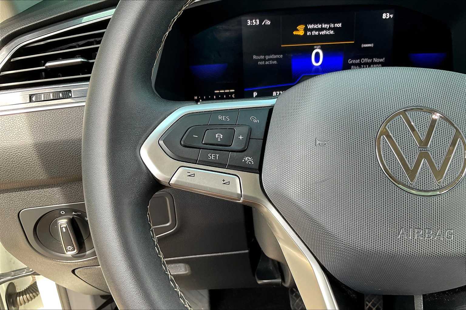 2022 Volkswagen Tiguan SE photo 42