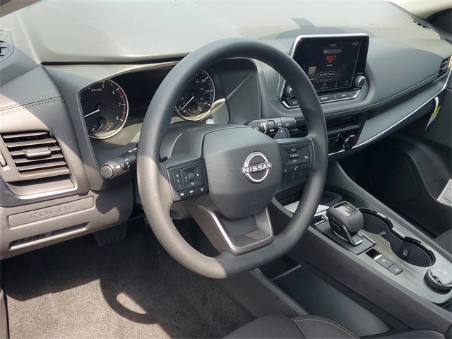 2026 Nissan Rogue S photo 9