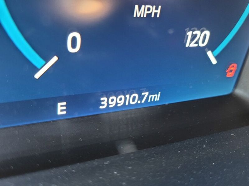 2023 Ford F-150 Lariat photo 26