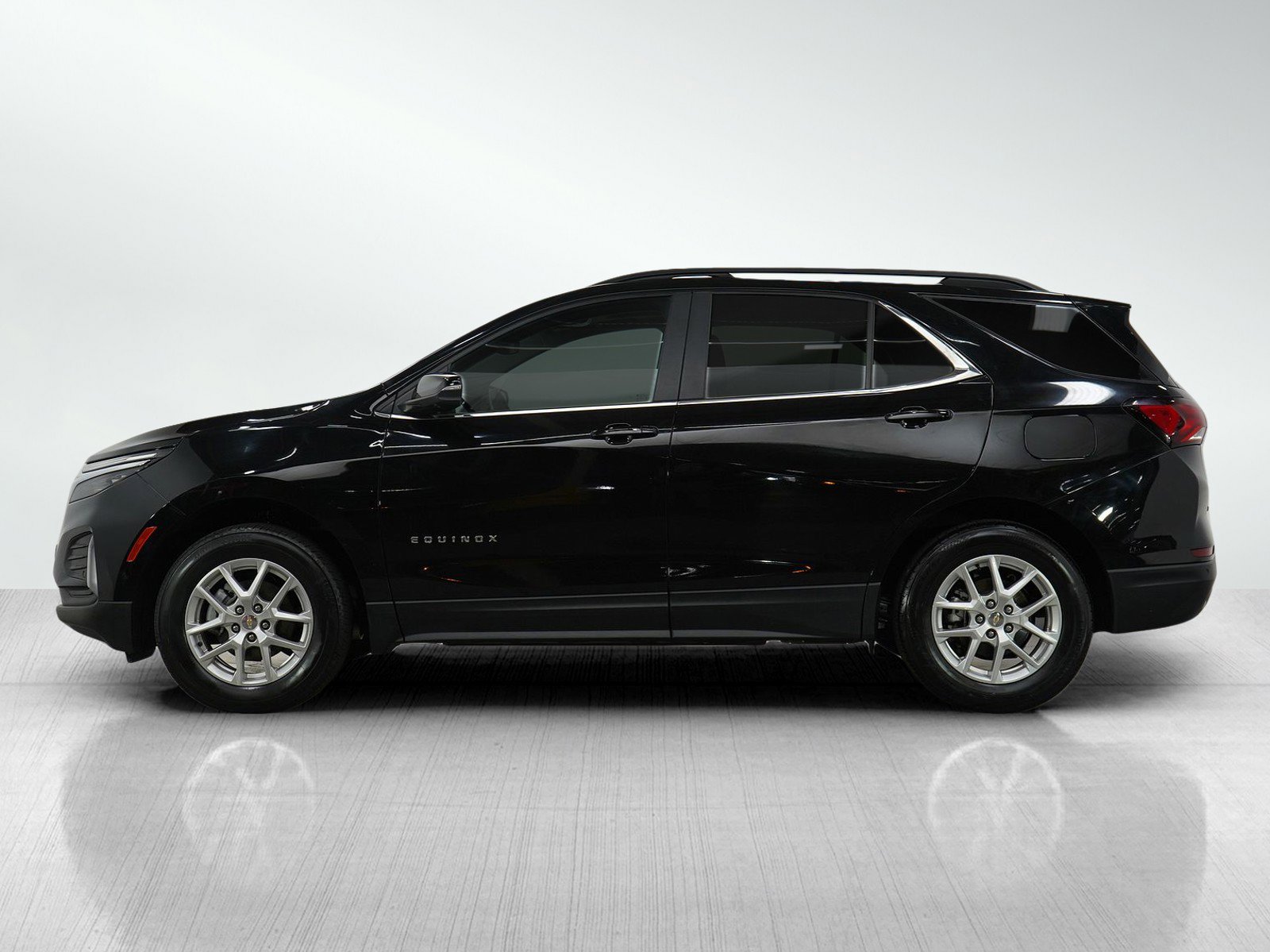 Used 2024 Chevrolet Equinox LT with VIN 3GNAXUEG8RL271716 for sale in White Bear Lake, Minnesota