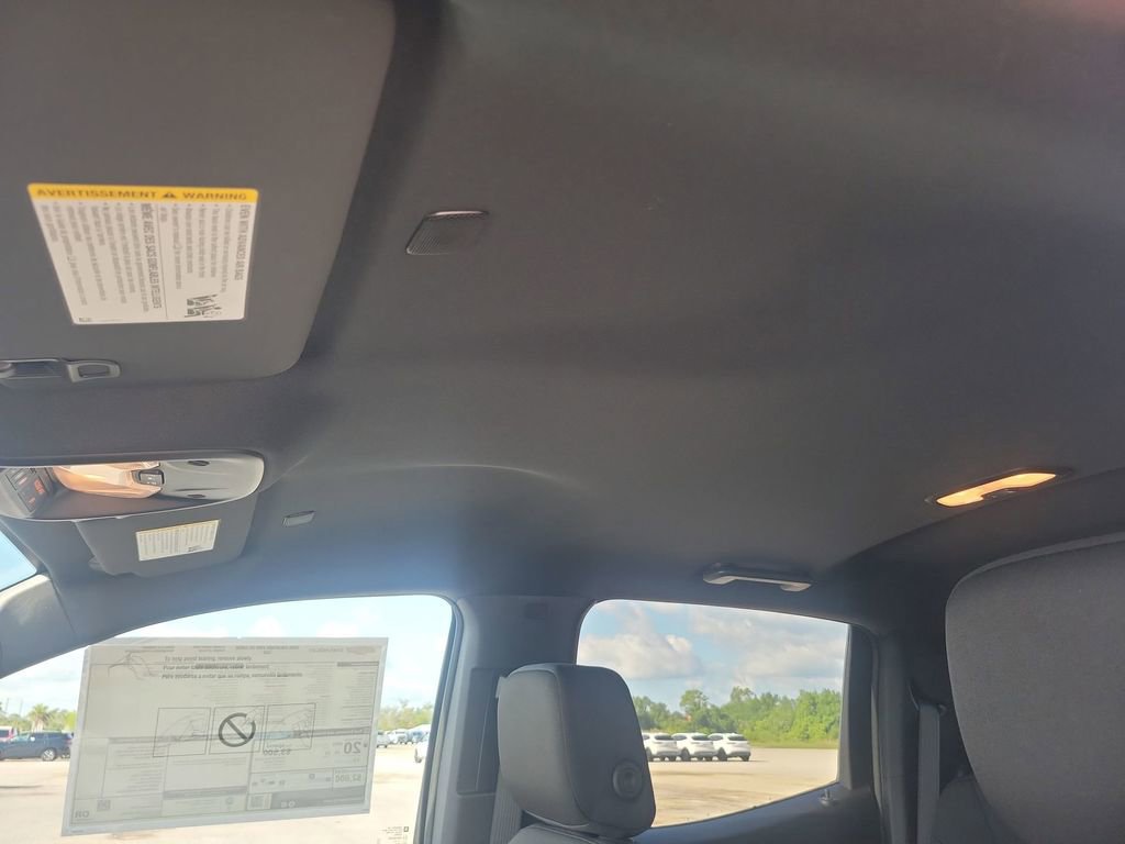 2025 Chevrolet Colorado LT photo 29
