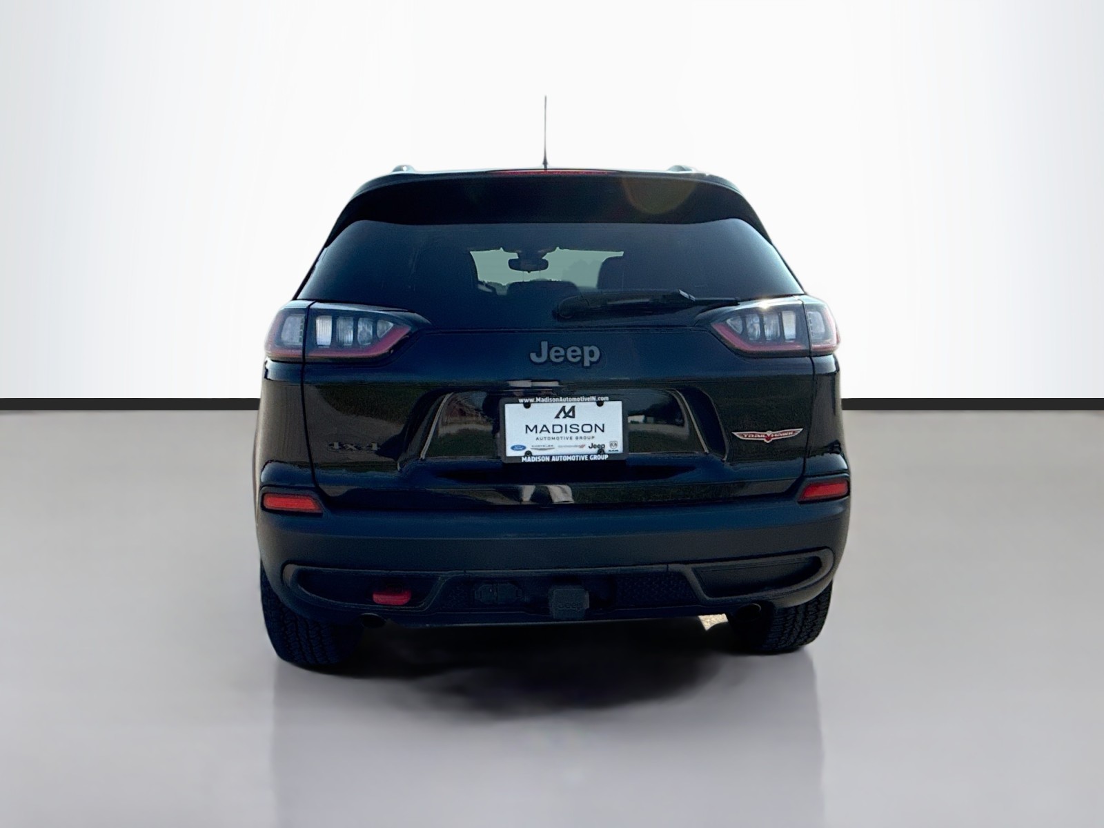 2022 Jeep Cherokee Trailhawk photo 5