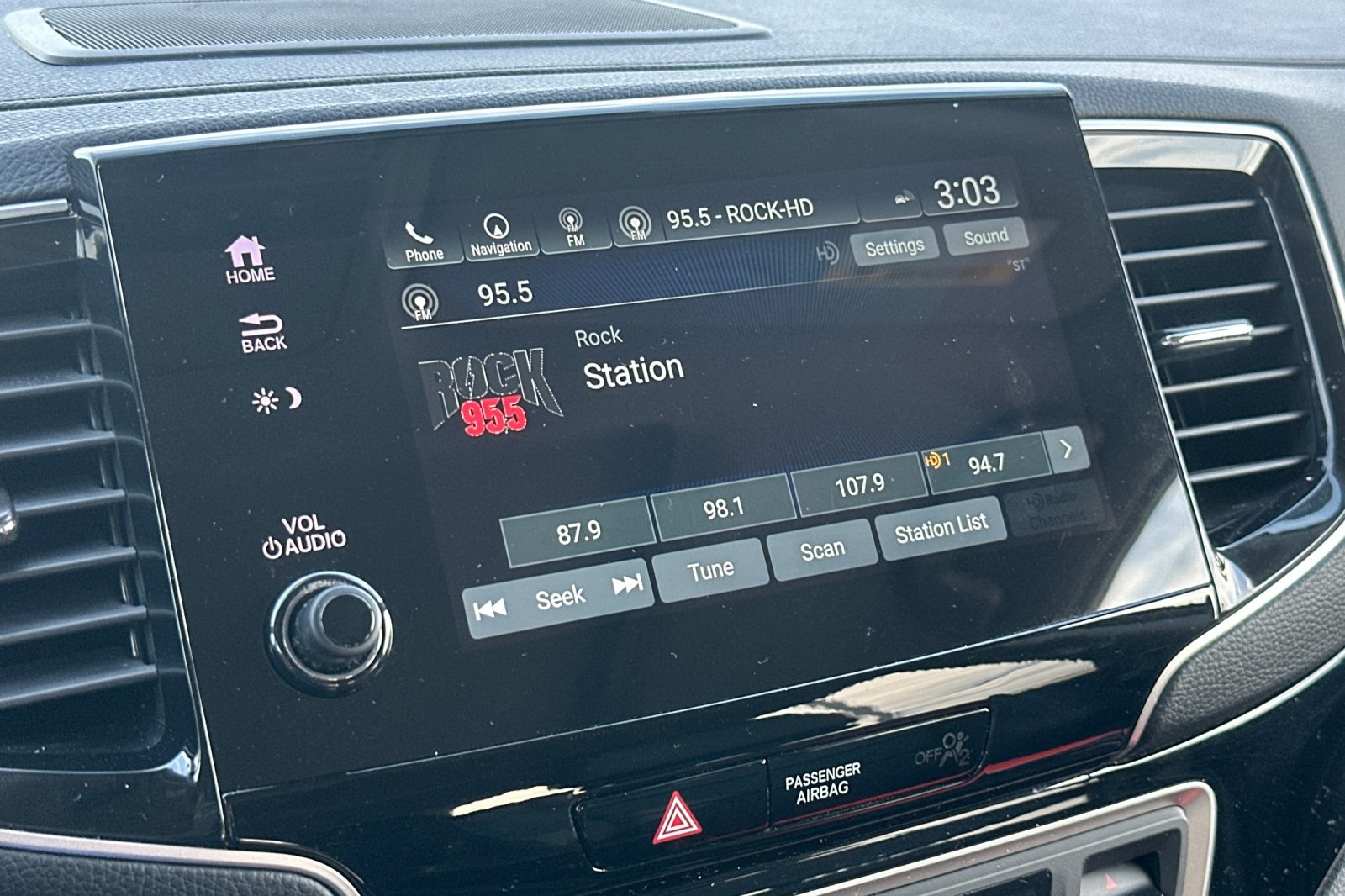 2022 Honda Pilot Touring photo 24