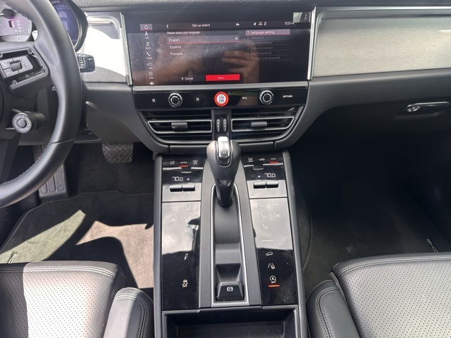 2023 Porsche Macan S photo 14