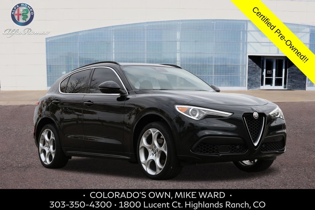 2023 Alfa Romeo Stelvio Ti photo 3