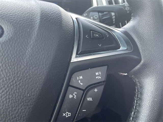2021 Ford Edge Titanium photo 25
