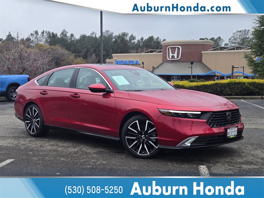 2023 Honda Accord Hybrid Touring's photo