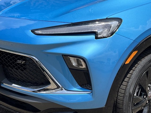 2026 Buick Encore GX Sport Touring photo 9