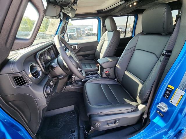 2025 Jeep Gladiator Sport photo 3