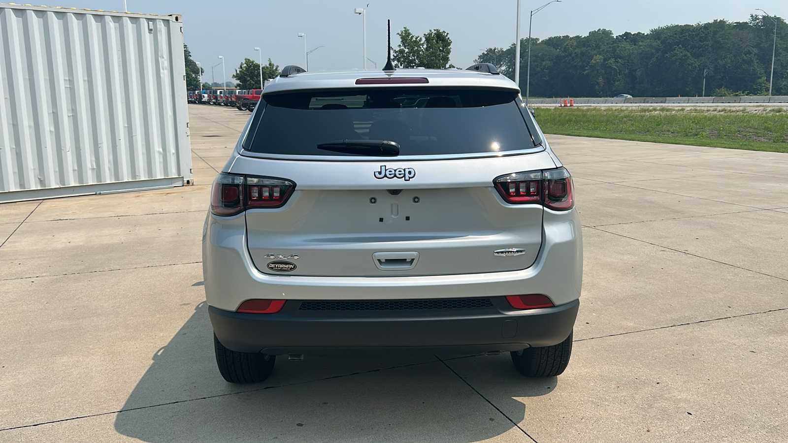 2025 Jeep Compass Latitude photo 4