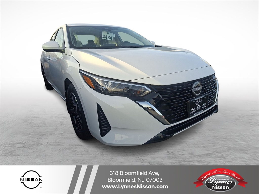 2025 Nissan Sentra SV's photo