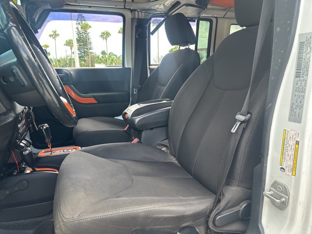 2015 Jeep Wrangler Unlimited Sport photo 11