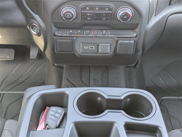 2025 Chevrolet Silverado 1500 Custom photo 20