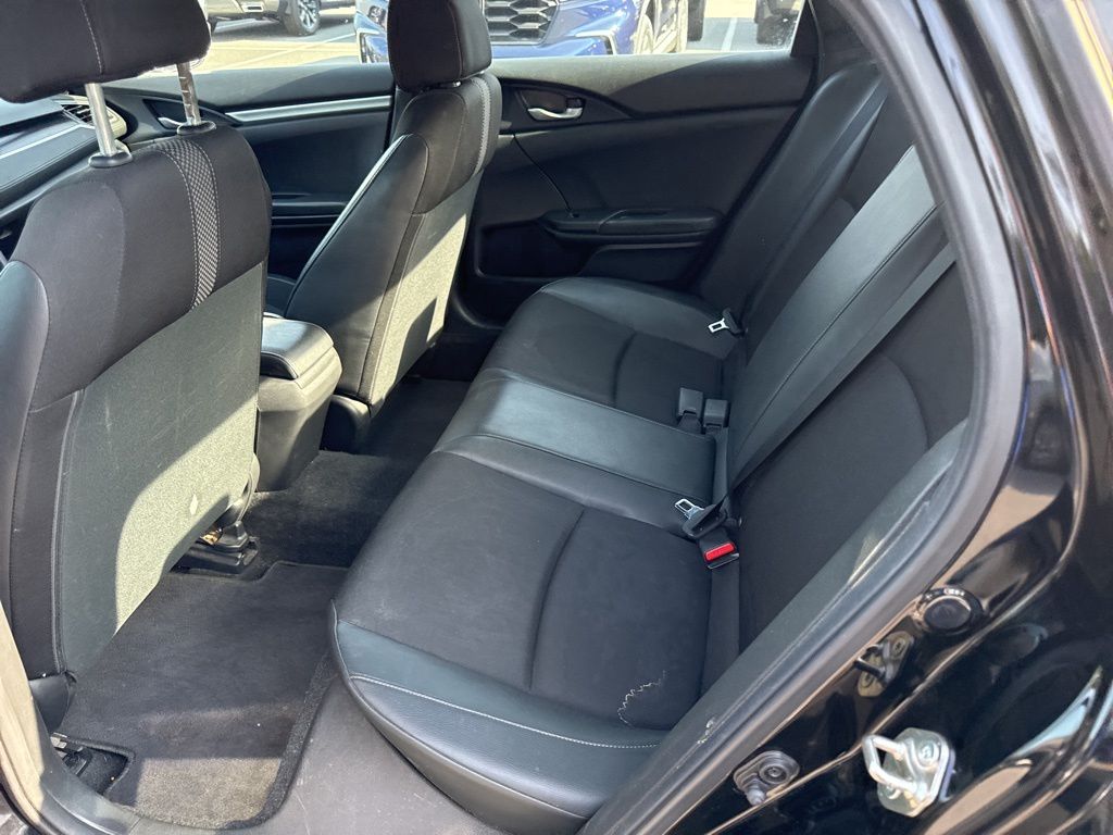 2019 Honda Civic Sport photo 9
