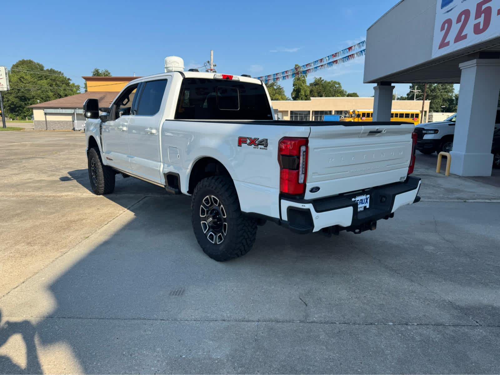 2024 Ford F-250 Platinum photo 3