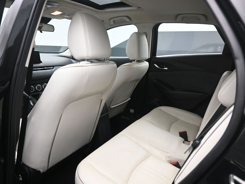 2019 Mazda CX-3 Grand Touring photo 2