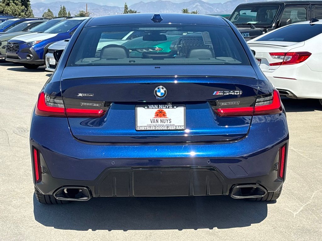 2024 Bmw M340i xDrive Sedan photo 3