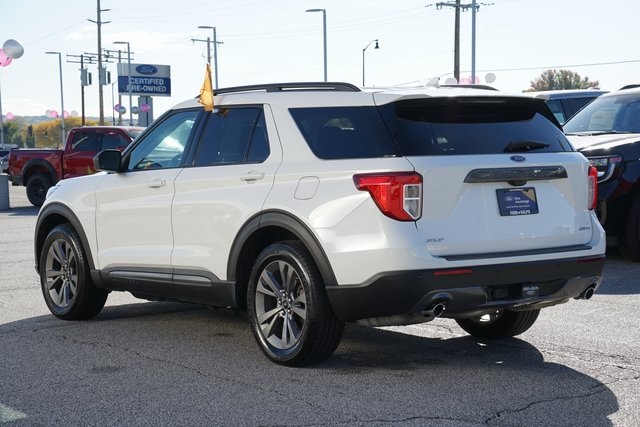 2021 Ford Explorer XLT photo 4