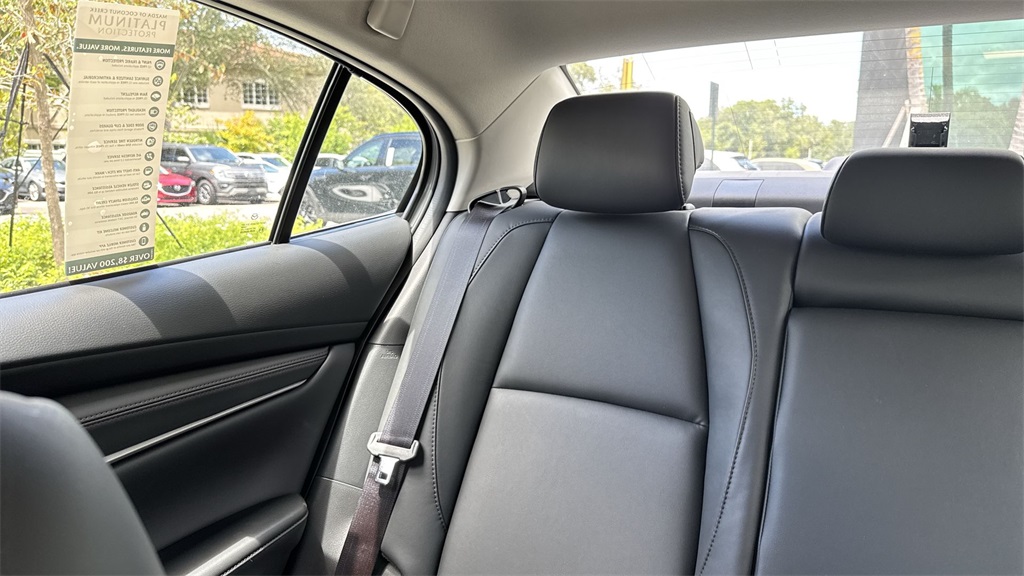 2025 Mazda Mazda3 2.5 Select Sport photo 17