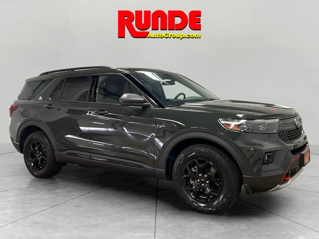 2022 Ford Explorer TIMBERLINE's photo