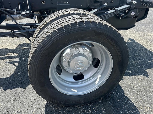 2025 Ram 5500 Tradesman photo 27