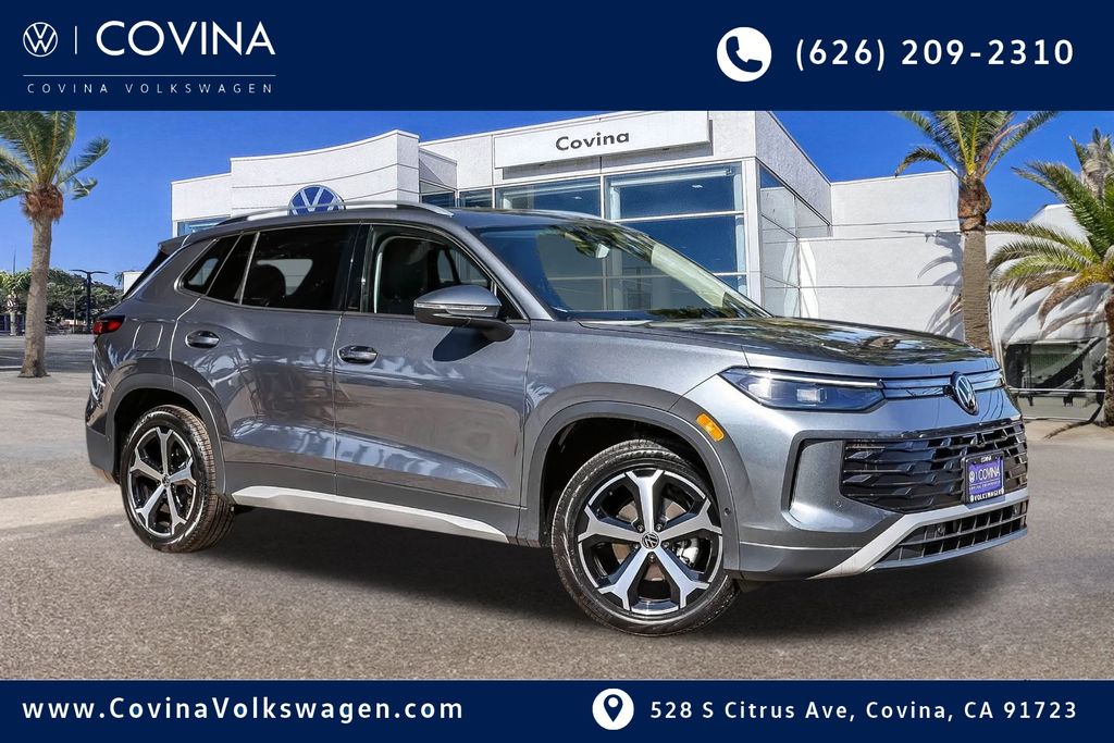 2026 Volkswagen Tiguan SE's photo