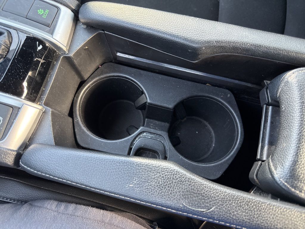 2019 Honda Civic Sport photo 23
