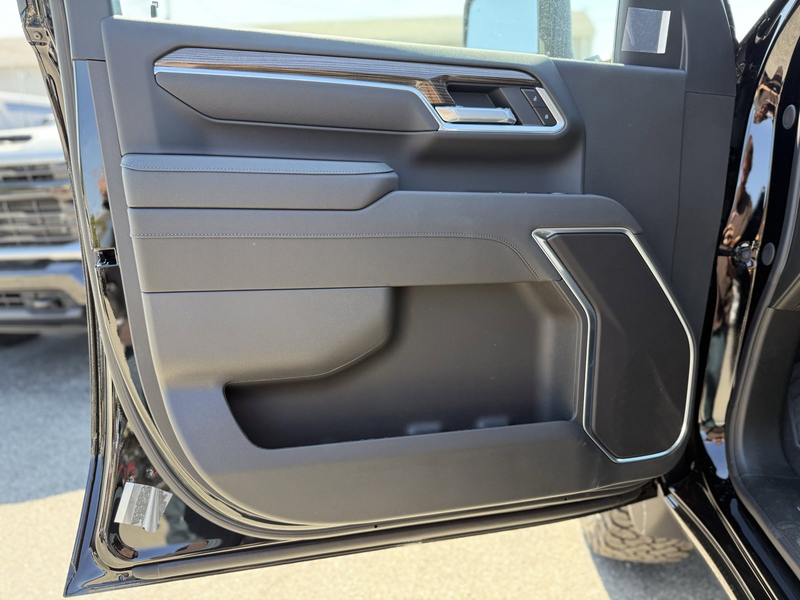 2026 Chevrolet Silverado 2500HD LT photo 12