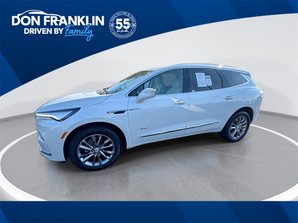 2022 Buick Enclave Avenir's photo