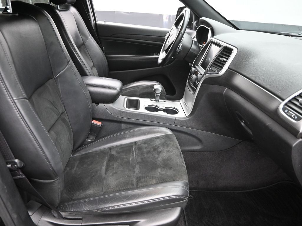 2015 Jeep Grand Cherokee Altitude photo 5