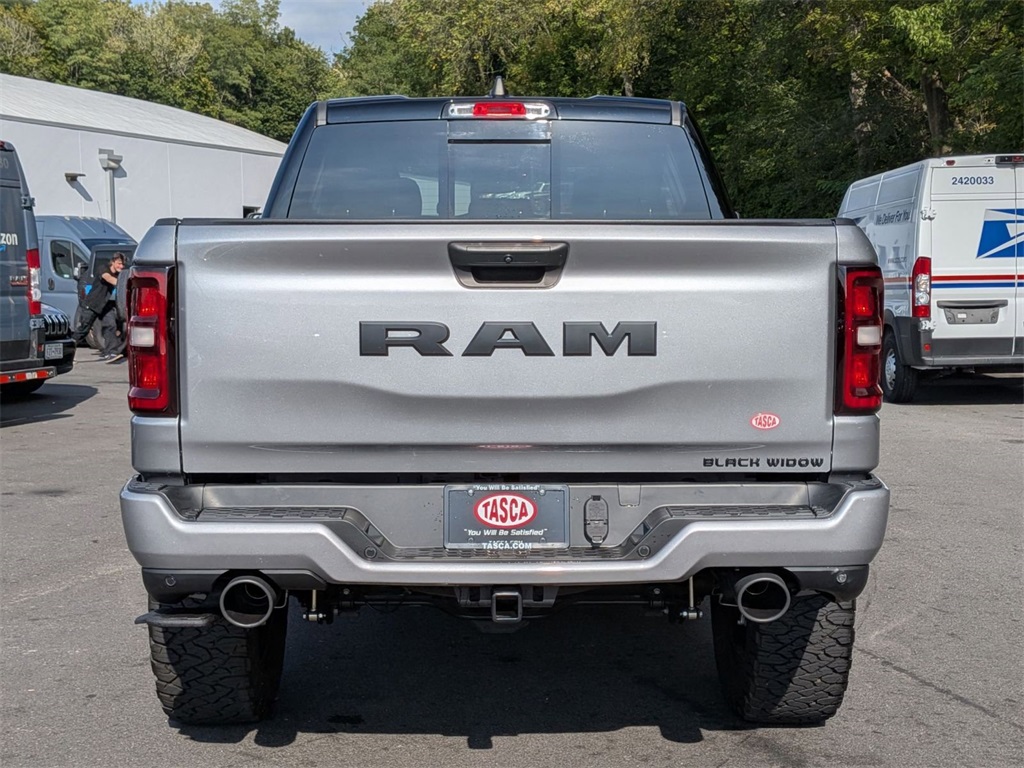 2025 Ram 1500 Big Horn photo 4