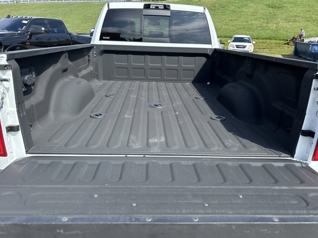 2022 Ram 3500 Laramie photo 7