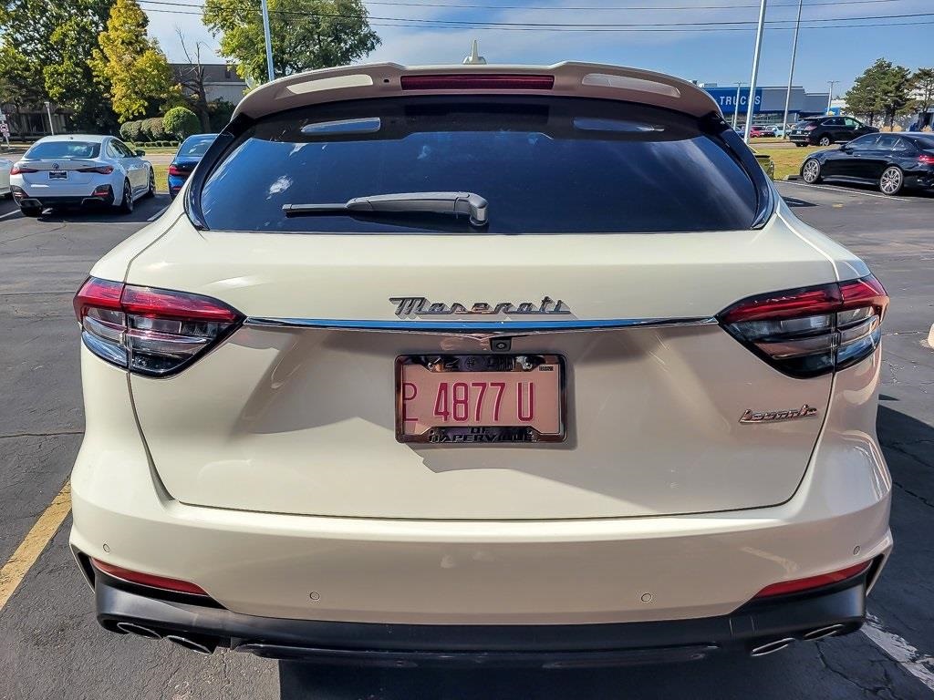 2022 Maserati Levante GT photo 2