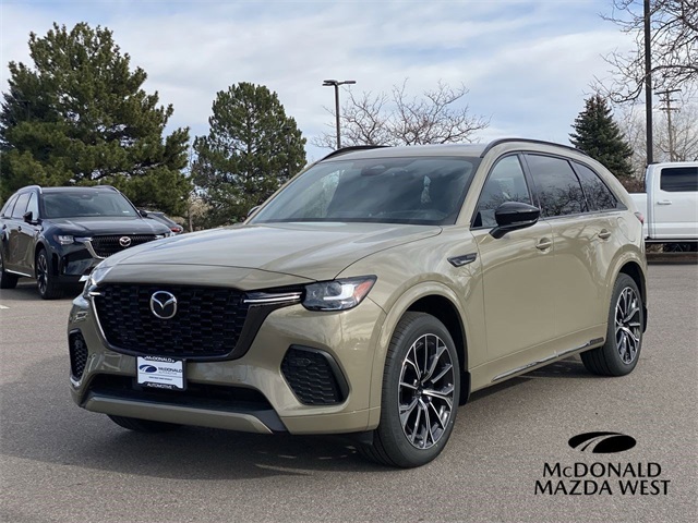 2026 Mazda CX-70 Premium Package's photo