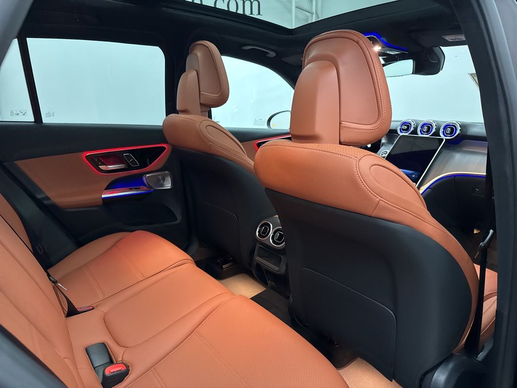 2026 Mercedes Benz GLC 300 photo 22