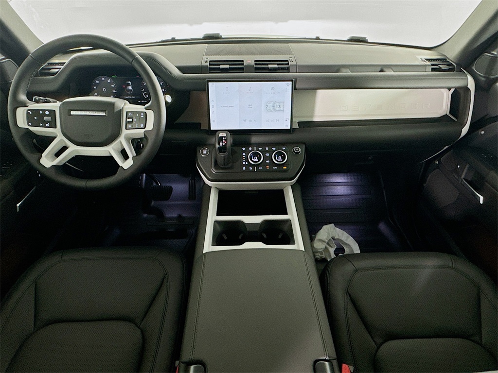 2025 Land Rover Defender 110 X-Dynamic SE photo 12