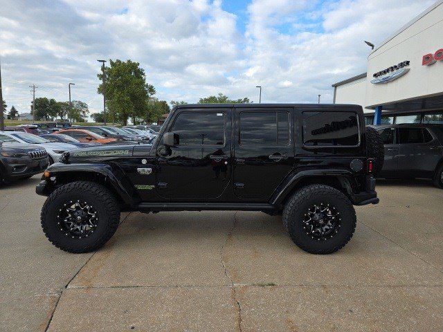 2012 Jeep Wrangler Unlimited Call of Duty: MW3 Edition photo 4