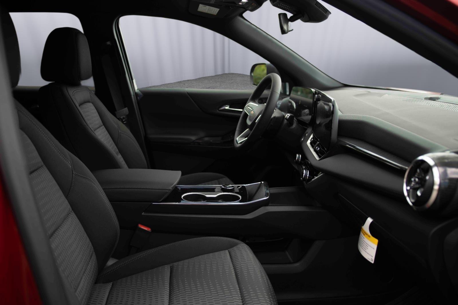 2026 Chevrolet Equinox LT photo 23