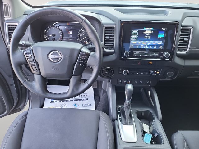 2023 Nissan Frontier SV photo 11