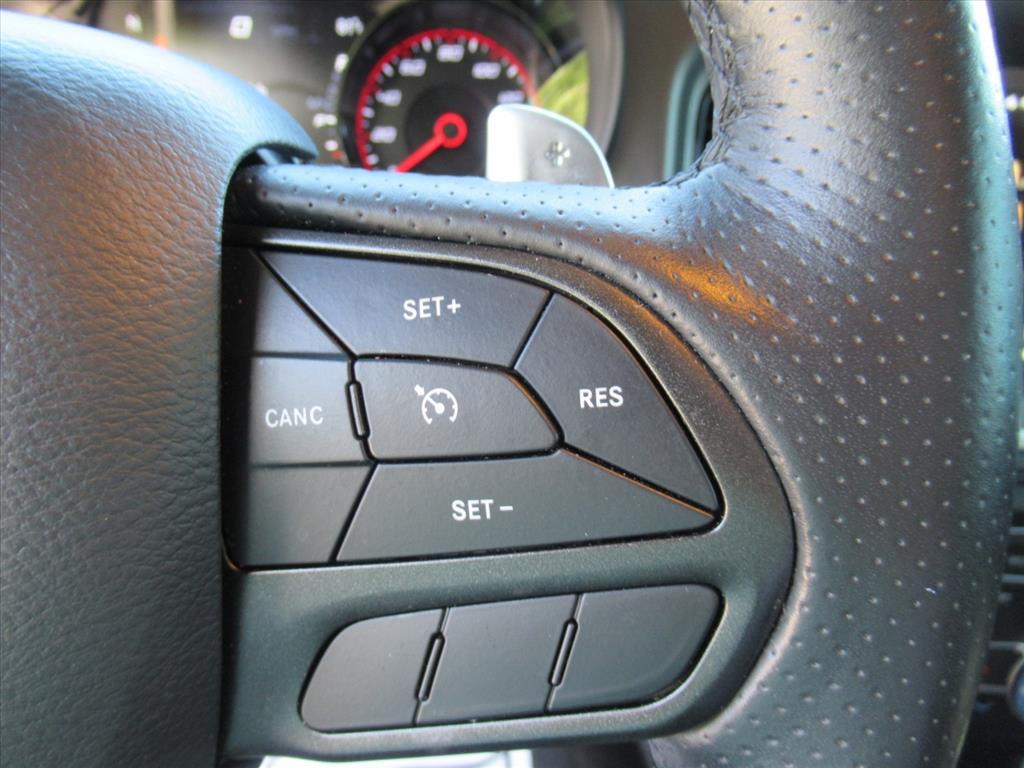 2022 Dodge Charger R/T photo 24