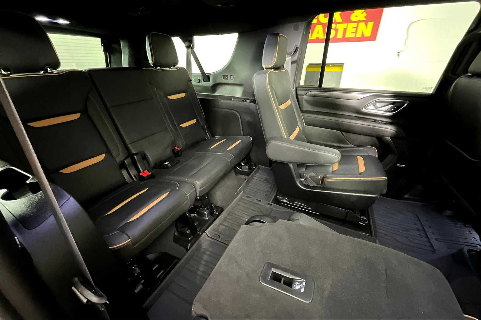 2024 Gmc Yukon XL AT4 photo 18